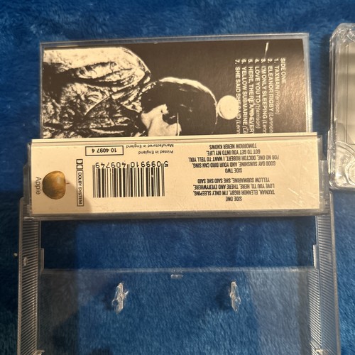 The Beatles Red Album 1962-1966 Cassette 1967-1970 & Revolver x 3 - Picture 10 of 10