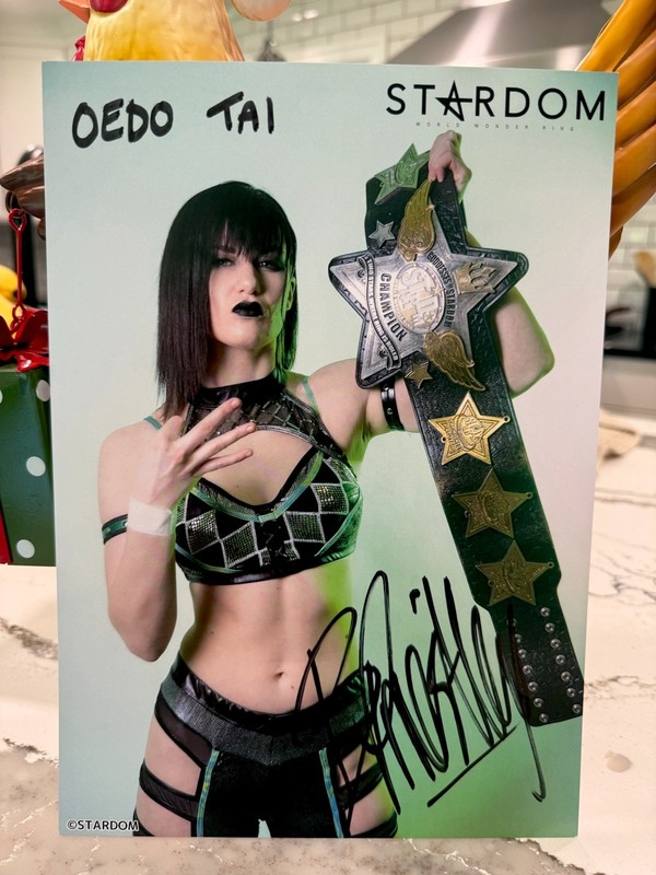 2019 STARDOM Bea Preistley Autographed Portrait WWE AEW NJPW NXT Blair Davenport