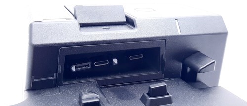 Lenovo 40AH0135US ThinkPad Pro Docking Station USB Ports 5Gbps 5V 3A 20VDC 6.75A - Picture 5 of 6