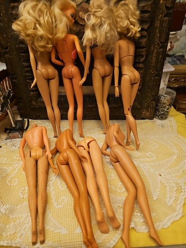 LOTTO BAMBOLE MATTEL BARBIE VINTAGE CINA INDONESIA GAMBE GOMMA MOVIMENTO per ricambi o riparazione - Foto 22 di 24
