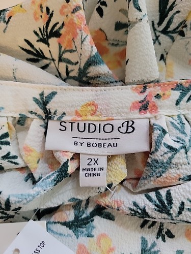 Studio B By Bobeau Cream Floral SS Notched V Neck Blouse Women's Plus 2X - Bild 11 von 13