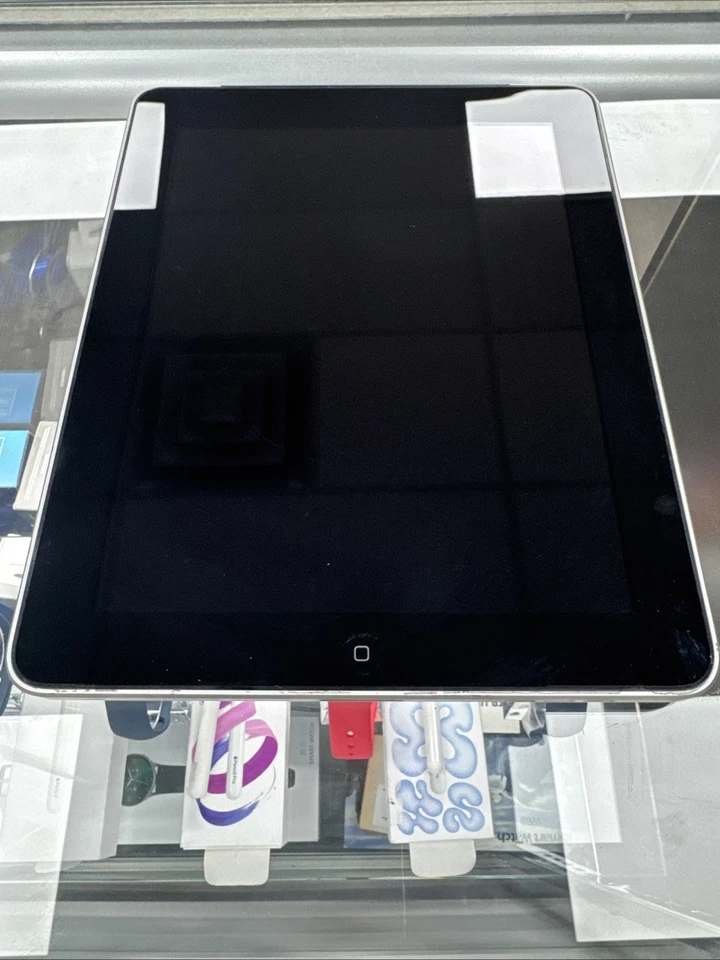 ipad 3G (1ª generación) 64gb Wi-Fi + Celular (A1337) Foto 3 de 4