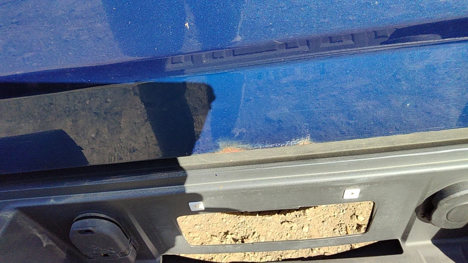 16 CHEVY SILVERADO 1500 Trunk/decklid/hatch/tailgate (No Shipping) Foto 2 de 4