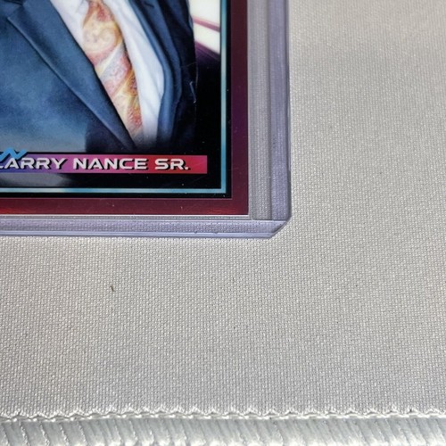 2021 Topps Finest Larry Nance SR. #8 Pink Holo Refractor /75 Suns Cavaliers NBA - Bild 6 von 7