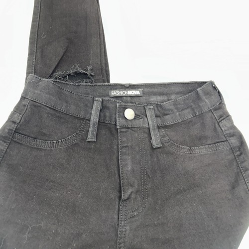 Fashion Nova Skinny Jeans Womens Size 1 Black Distressed Ladies Denim Pants - Picture 3 of 7