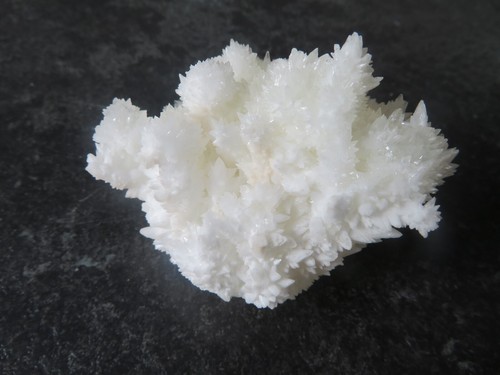 GORGEOUS 'CAVE' CALCITE (ARAGONITE) (154.8 grams / 80 mm) NATURAL PIECE (1) - Imagen 2 de 13