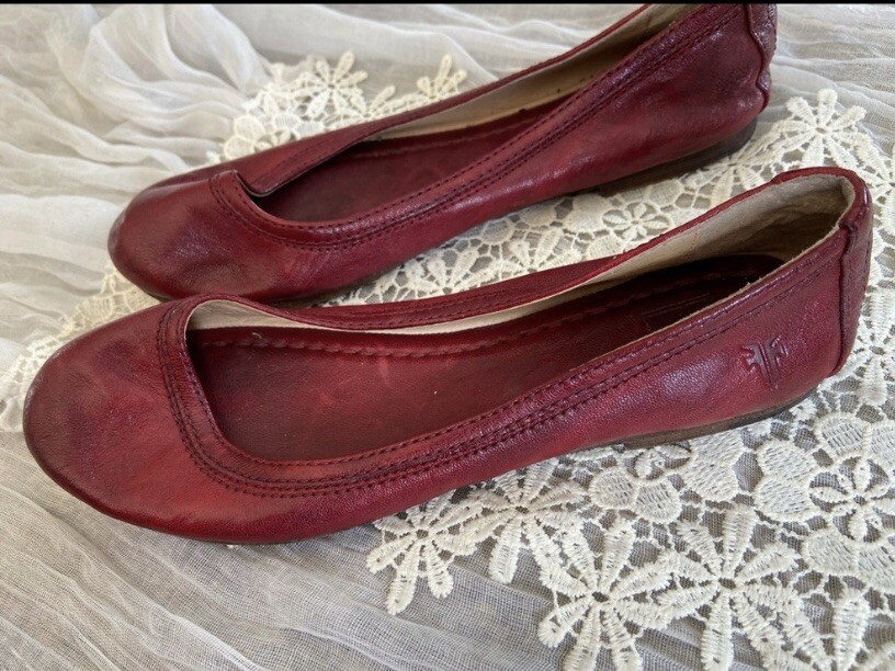 Frye Carson Ballet Flats Shoes Red 5 or 5.5 US Red Burgundy