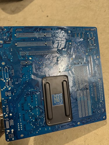 GIGABYTE GA-880GM-USB3 avec kit carte processeur et dissipateur thermique AMD FX-4100 - Photo 8/8