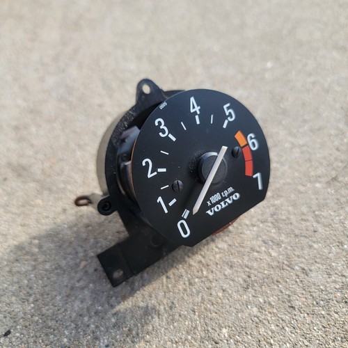 Volvo 240 Tachometer 1975-1981 4 Cylinder 242 244 245 Tested Early Style 6 260 - Picture 2 of 10