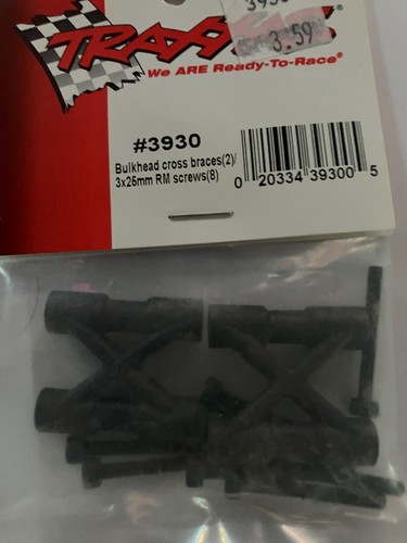 Traxxas T-Maxx 3.3 2010 gears 3930 brace 3979 housing 4945 bellcrank 4120 & 5281 - Picture 4 of 17