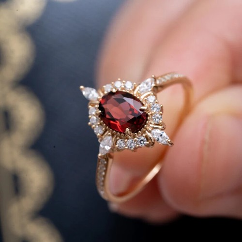 Delicado Anillo de Plata Granate Rojo Delicado Anillo Halo de Piedras Preciosas Versallies Victoriano - Imagen 4 de 5