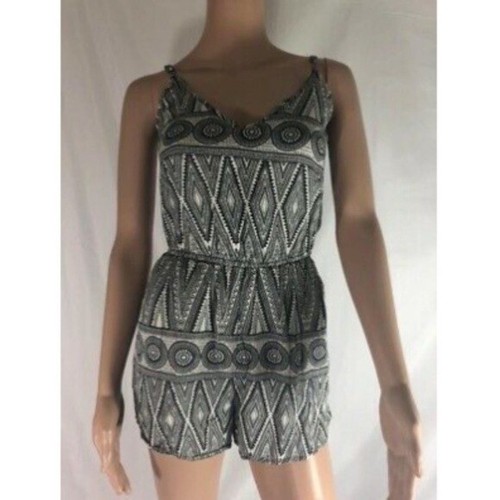 H&M Women's Romper Shorts Black & White V- Neck Viscose Size 2 - Picture 1 of 12