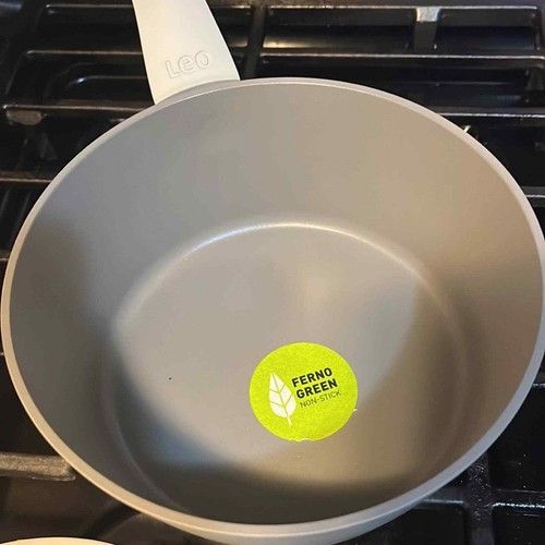 BergHOFF Leo 1.8 qt covered sauce pan non-stick - Picture 5 of 10