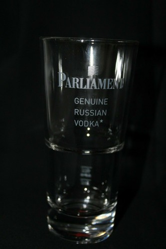 1 Original Parliament Russian Vodka Wodka Glas Gläser Longdrink NEU in OVP - Bild 2 von 4