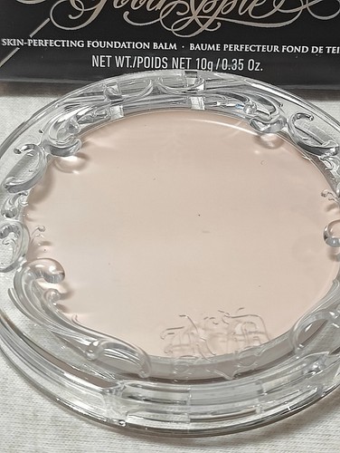 KVD Beauty Good Apple Skin Perfecting Foundation Balm Light 006/ 0.35 oz NEW - Picture 2 of 6