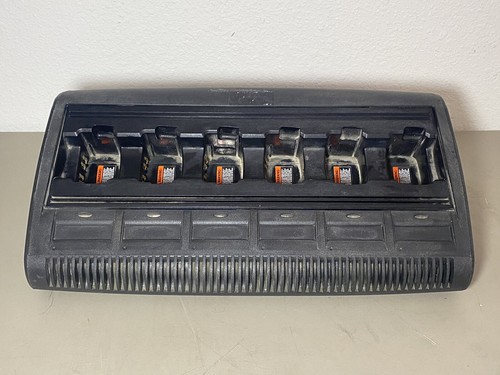Motorola WPLN4197A 6-Bank Adaptive Battery Ladestation - Bild 1 von 6