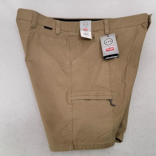 Wrangler ATG Cargo Shorts Mens 46W Brown Outdoors Hiking Stretch UV Utility NWT - Picture 11 of 12