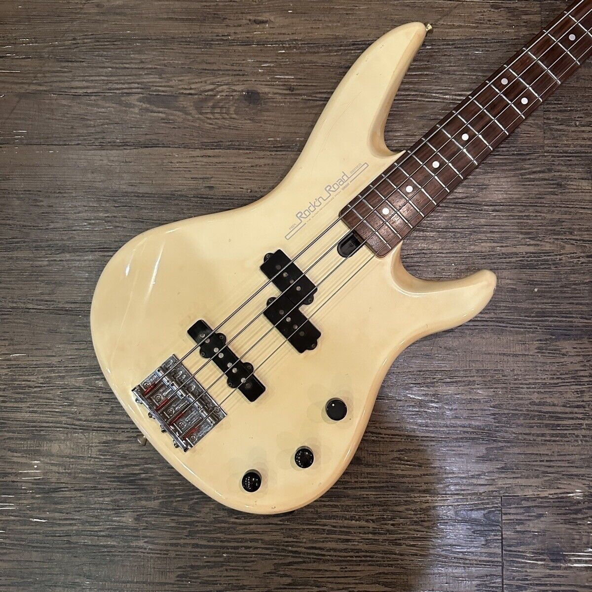 Electric Bass Guitar Yamaha RBX 500R Rock'n Road Japan Made Electric Bass Guitar Yamaha RBX 500R Rock'n Road Japan Made