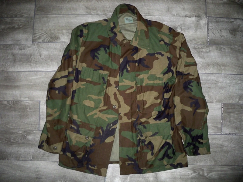  woodland camo military vintage jacket