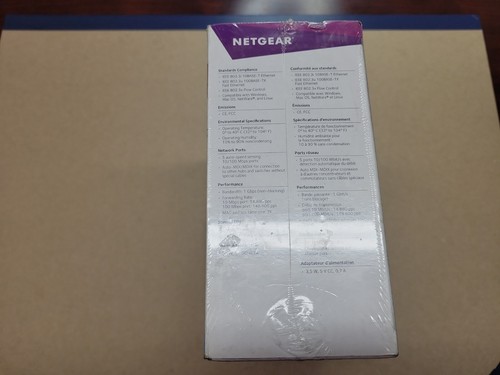 NETGEAR FS605NA 5-Port Fast Ethernet Switch 10/100 Mbps - White - Picture 2 of 7