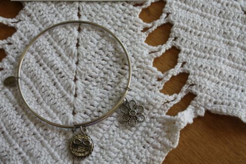 Chrysalis Expandable Bangle Bracelet with Sister Charm - Picture 3 of 5