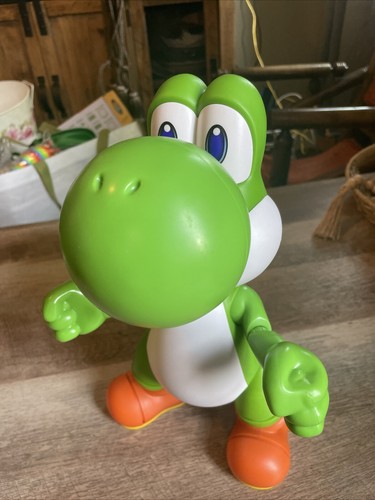 Super Mario Let's Go 12" Yoshi Activated Sounds Chomping Action Jakks