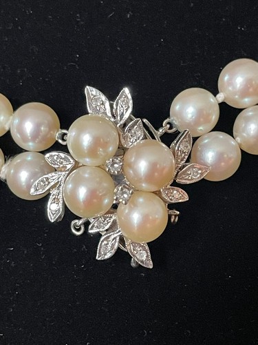 VINTAGE Double Strand CULTURED PEARL Necklace w/14K Gold, Pearl & Diamond clasp - Picture 3 of 7