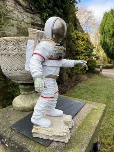 USA ASTRONAUTA QUIZÁS OMEGA TIENDA EXPOSITOR PARA MOONWATCH 52cm alto - Imagen 6 de 12