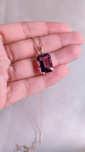 Colgante de amatista natural de 6,33 quilates de oro de 14 quilates minimalista joyería de piedra de nacimiento de febrero - Vídeo 1 de 1