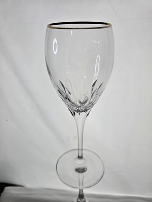 Cristal D'Arques Durand Capella Gold Wine Glass 7 3/4 ''