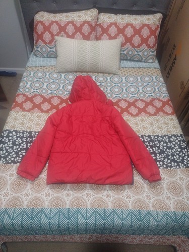 OPERATION WARM MORE THAN A COAT BOYS SIZE 18 PUFFER WINTER COAT HOOD Red & Blue - Picture 4 of 10