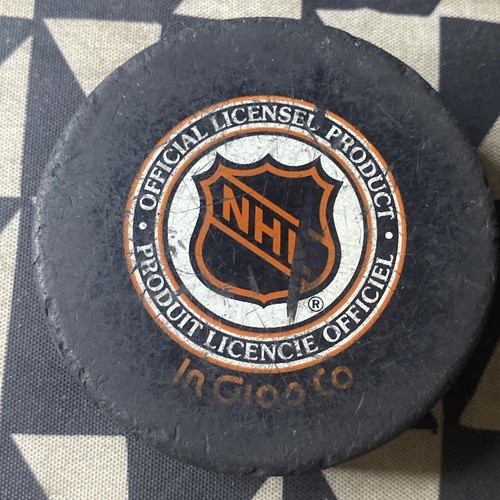 Vintage Anaheim Mighty Ducks NHL Inglasco Official Vegum Hockey Puck Slovakia - Picture 4 of 8