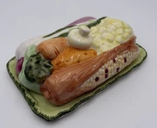Bordallo Style Garden Vegetable Harvest Ceramic Covered Butter Cheese Dish 5”x7”