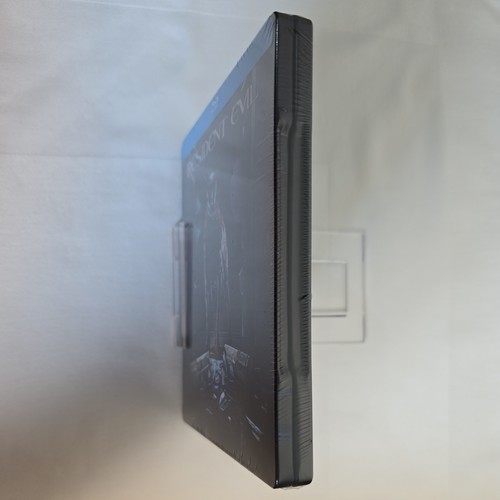 RESIDENT EVIL BLU-RAY STEELBOOK, PLUS BRAND NEW PROTECTOR CASE - Picture 20 of 24