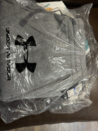 Men Medium- Under Armour Rival Fleece Jogger 1379774-025 Gray -