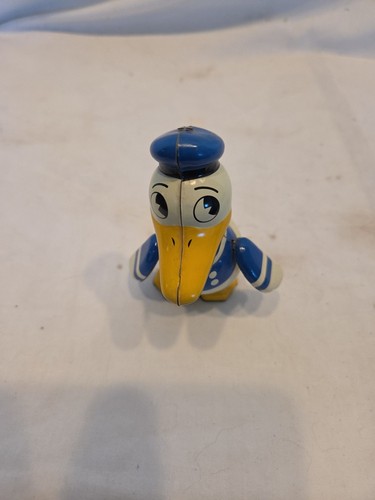 Young Epoch Donald Duck Wind-Up Tin Toy Figure. Working. Nice Piece. - Picture 5 of 11