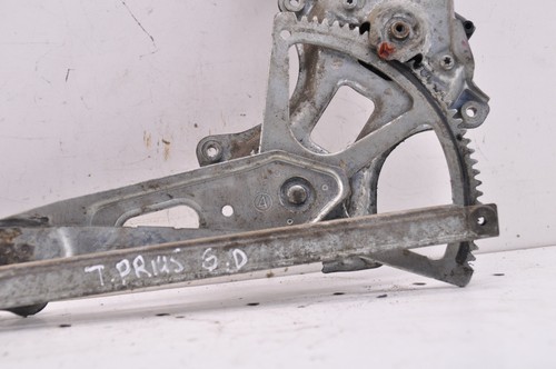 Toyota Prius Hatchback W2 Rear Window Regulator Right 2621002330 1.5 30908503 - Picture 3 of 8