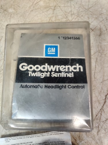 GM OEM NOS 12341366 Headlamp Module Twilight Sentinel - Foto 11 di 11
