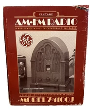 GE Wood Cathedral 1932 Replica AM/FM Radio Vintage Open Box Model 7-4100J Booklt