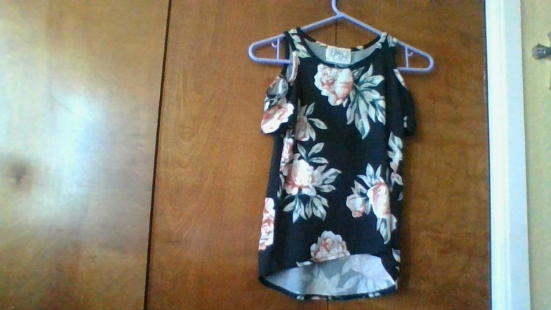 Glitter Girl Size 6 Cold Shoulder Pretty Soft Floral Blouse Poly/Spandex