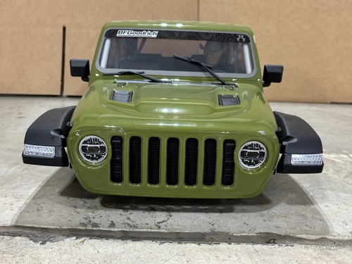 Axial SCX6: Jeep JLU 4-Door Wrangler Body - Green AXI05000T1 Brand New Body!!! - Picture 5 of 10