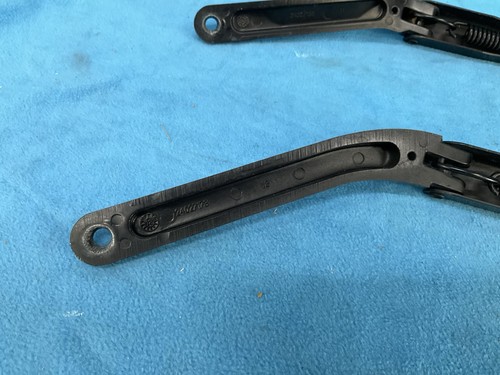 2007-2014 Ford Mustang GT Front Left & Right Side Windshield Wiper Arm Pair OEM - Bild 10 von 16