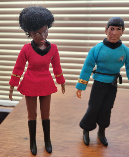 Original vintage 1974 MEGO 8" STAR TREK figures Spock, Kirk, Uhura + 2 ...READ! - Bild 2 von 11