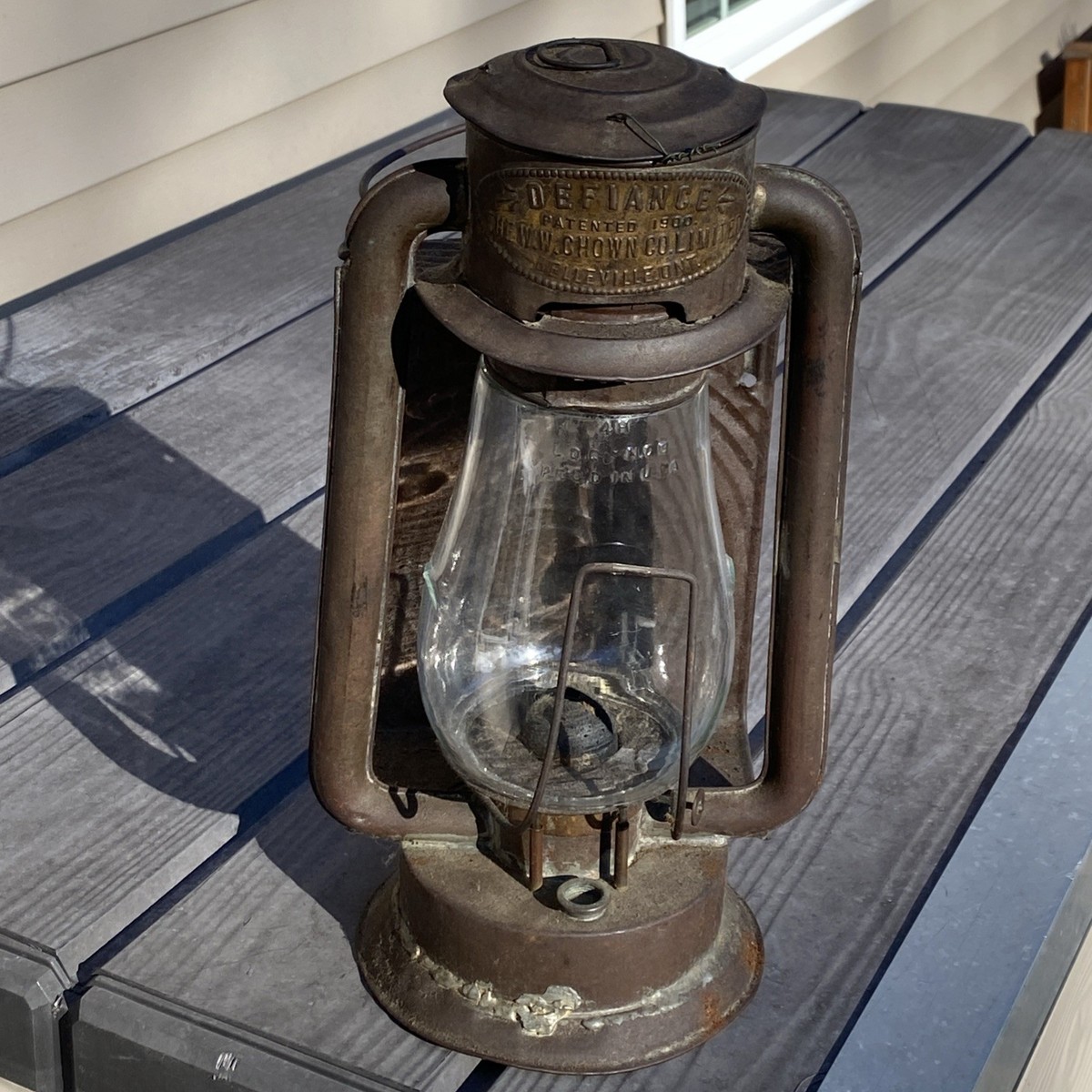 PATD 1898 1900 WW CHOWN DEFIANCE Oil Lantern BELLEVILLE ONTARIO