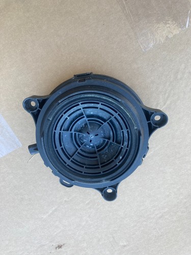 Tesla Model 3 Y S X Cybertruck Pedestrian Warning Speaker 24-26 1671113-00-B - Picture 1 of 3