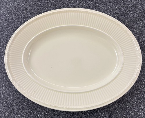 Wedgewood of Etruria & Barlaston EDME 14" Elfenbein Oval Servierplatte Gerippter Rand - Bild 2 von 6