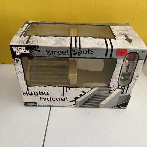 TECH DECK Street Spots Hubba Hideout - Picture 1 of 9