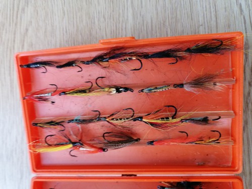 Hardy Orange Fly Box + Double Hook Salmon Flies Excellent Condition - Picture 5 of 7