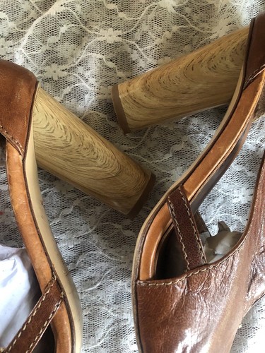 Latitude Femme Vintage Brown Leather Wooden Round Heel Open Toe US 8 UK 38.5 VGC - Picture 6 of 12