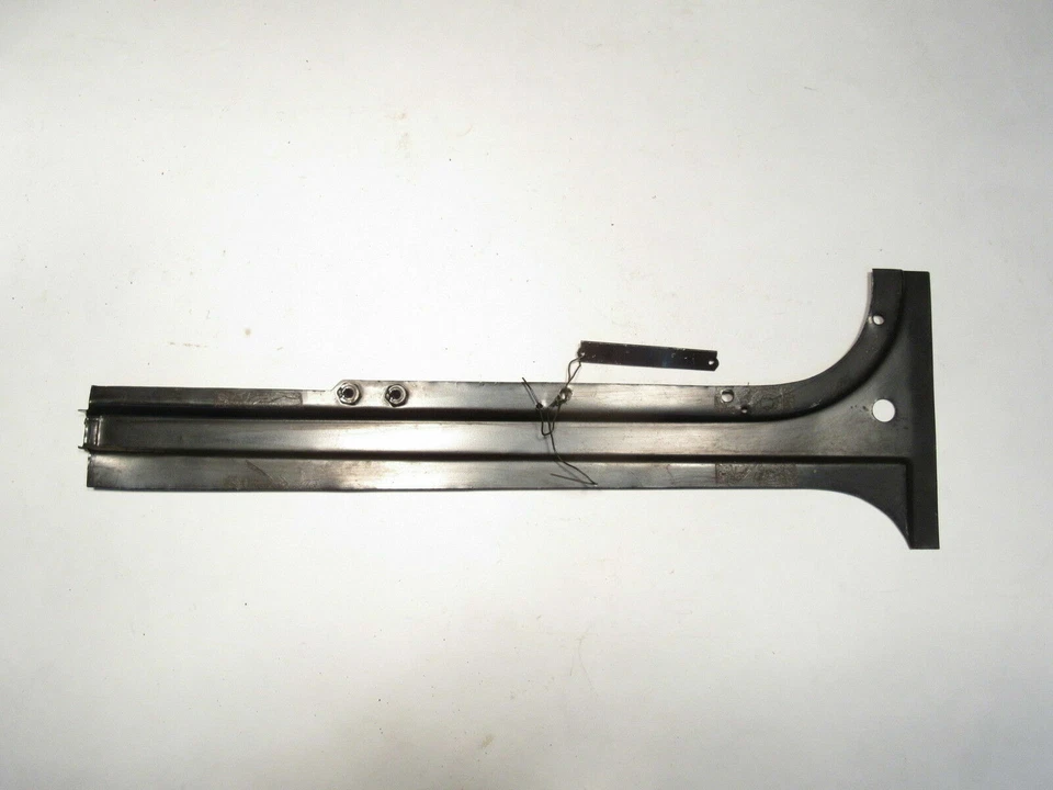 Acabador de pilar B para mano izquierda compatible con MG 1100 1962-1967 NOS British Leyland CZA880 Foto 2 de 2